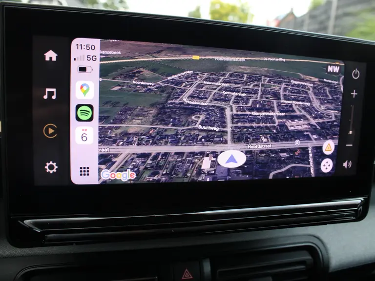 Citroën C3 Aircross Plus 1.2 Turbo 100pk Achteruitrijcamera, Climate Control, Cruise Control, Apple Car Play, Android Auto Navigatie afbeelding 22