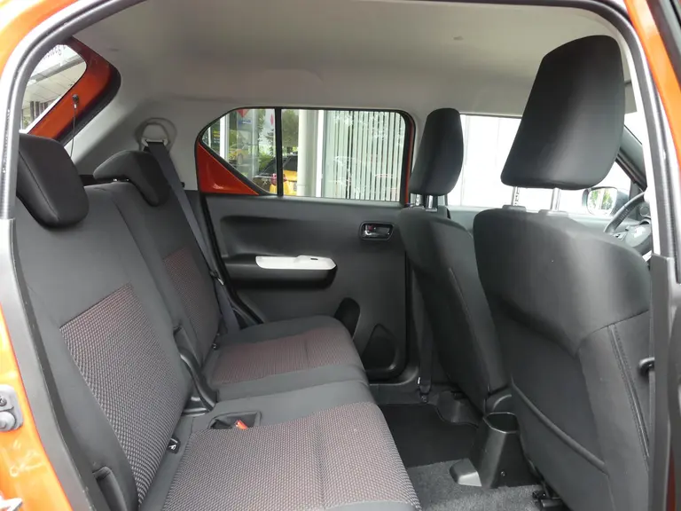 Suzuki Ignis 1.2 Smart Hybrid Stijl Navi, Allseason banden, Cruise control, Climate control afbeelding 27