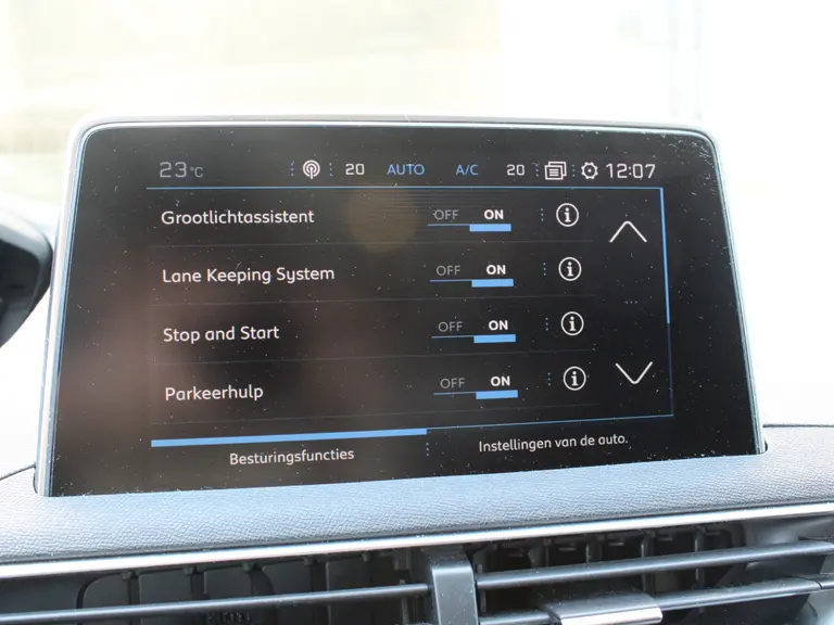 Peugeot 3008 1.2 PureTech 130PK Première Lederen bekleding, Stoelverwarming voor, Navigatie en Elektrische Achterklep afbeelding 21