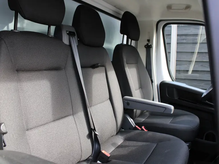 Peugeot Boxer 2.2 BlueHDi 140PK L4 3.5t Citybox Bakwagen/Laadbak/Citybox Navigatie, LED Koplampen, Laadklep, Draadloze Telefoonlader afbeelding 12