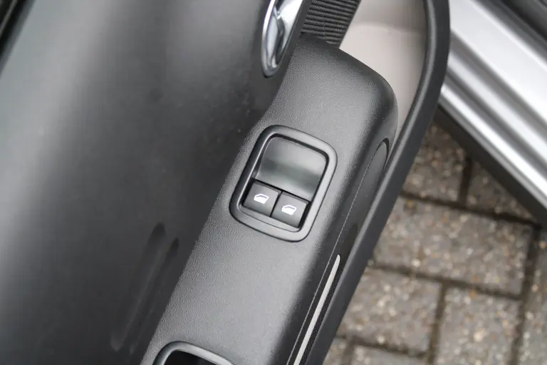 Citroën C3 1.2 PureTech S&S Feel Edition Trekhaak, Navigatie, Applecarpl./Andr. Auto, Cruise/Climate Control afbeelding 12