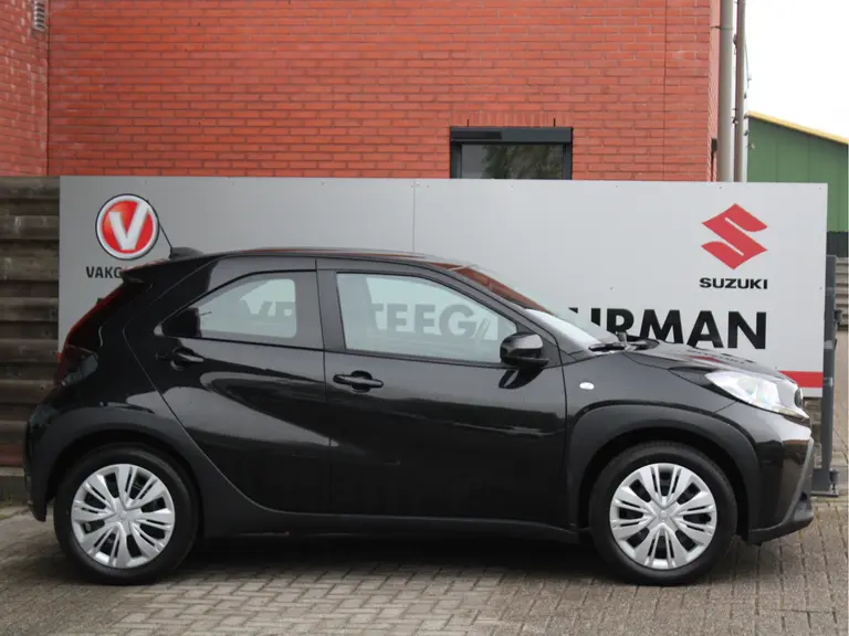 Toyota Aygo X 1.0 VVT-i MT Play Adaptieve Cruise Control, Carplay/Android Auto, Achteruitrijcamera, Bluetooth, Airco afbeelding 13