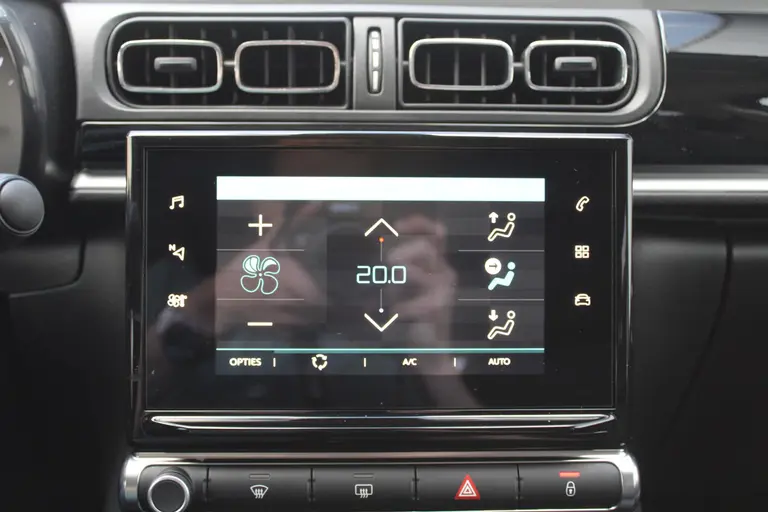 Citroën C3 1.2 PureTech Max 110pk, Automaat, Cruise/Climate Control, Applecarpl./Andr. Auto, Keyless Entry/Start afbeelding 24