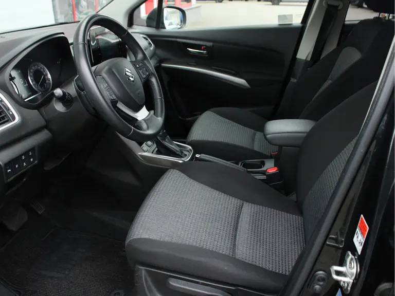 Suzuki S-Cross 1.4 Boosterjet Select Smart Hybrid Adaptieve Cruise en Climate Control, Parkeersensoren Voor en Achter afbeelding 38