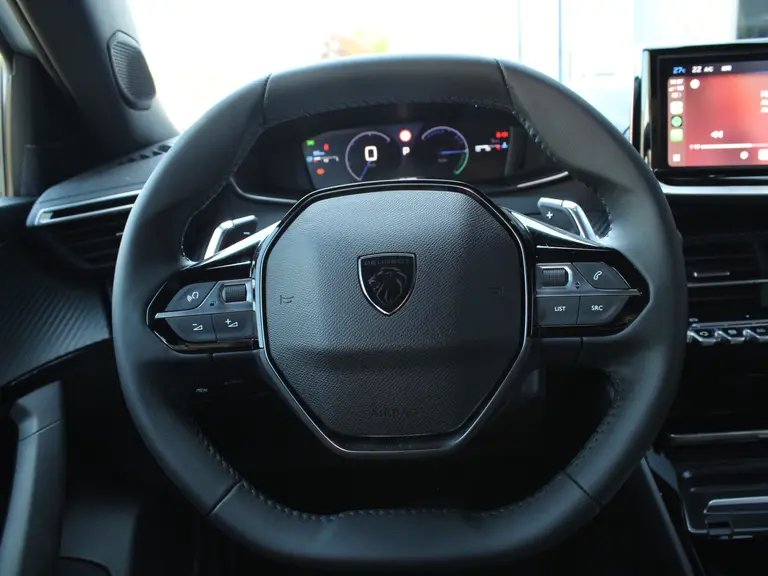 Peugeot 2008 Allure 1.2 Hybrid 145PK e-DSC6 Automaat Navigatie, Keyless, Parkeersensoren, Draadloze telefoonlader, Halflederen Bekleding afbeelding 17