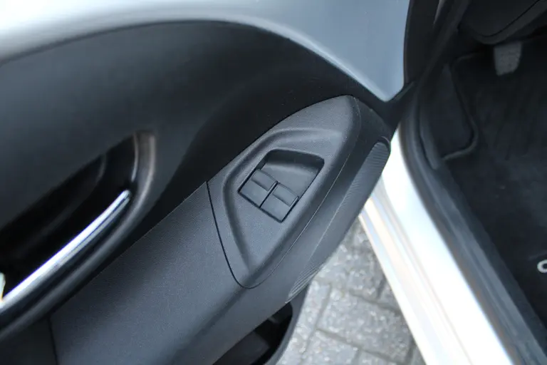 Citroën C1 1.0 e-VTi Shine Airco, Navigatie, Keyless start, LM velgen, Achteruitrij camera, Bluetooth, afbeelding 8