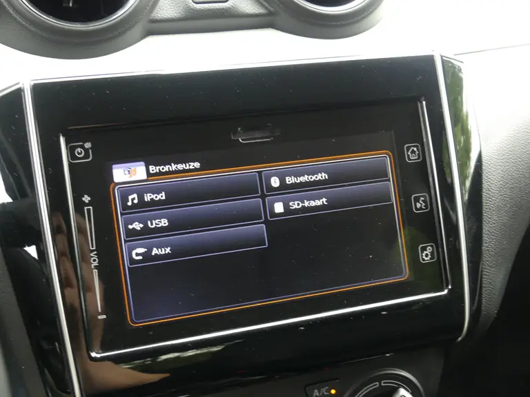 Suzuki Swift 1.2 Select Smart Hybrid Automaat All Season banden, Cruice Control, Airco afbeelding 19