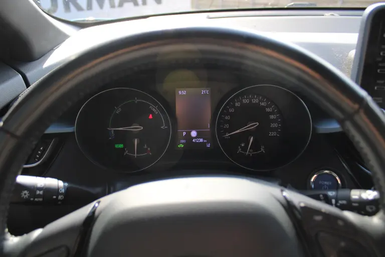 Toyota C-HR 2.0 Hybrid Dynamic , Automaat, Voorruit/Stuurwiel verwarmd, Dealer onderhouden! afbeelding 15
