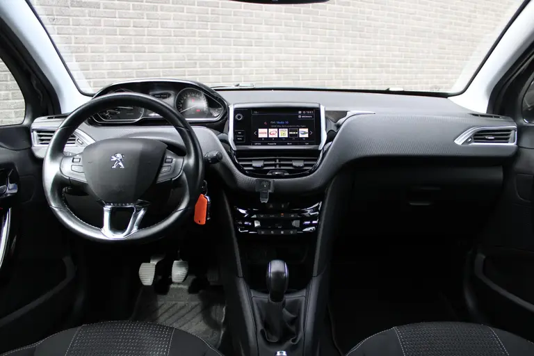 Peugeot 208 1.2 PureTech Allure afbeelding 10