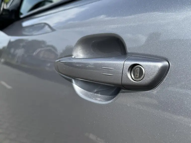 Peugeot 2008 GT 1.2 PureTech 130PK EAT8 Automaat Navigatie, Keyless, Rondomzichtcamera, Adaptieve Cruise Control, Draadloze Telefoonlader afbeelding 7