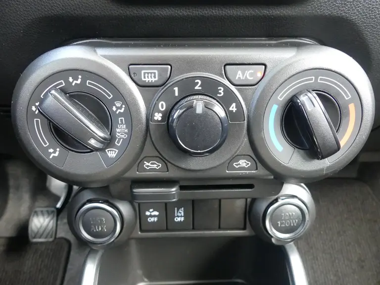 Suzuki Ignis 1.2 Smart Hybrid Select, Achteruitrijcamera, Airco Dakrail, Lichtmetalen velgen afbeelding 21
