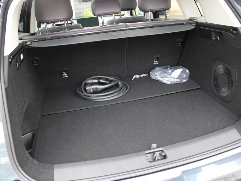 Leapmotor C10 REEV Design 28.4 kWh Camera systeem rondom, Stoelverwarming/koeling, Panoramadak, Navigatie afbeelding 35