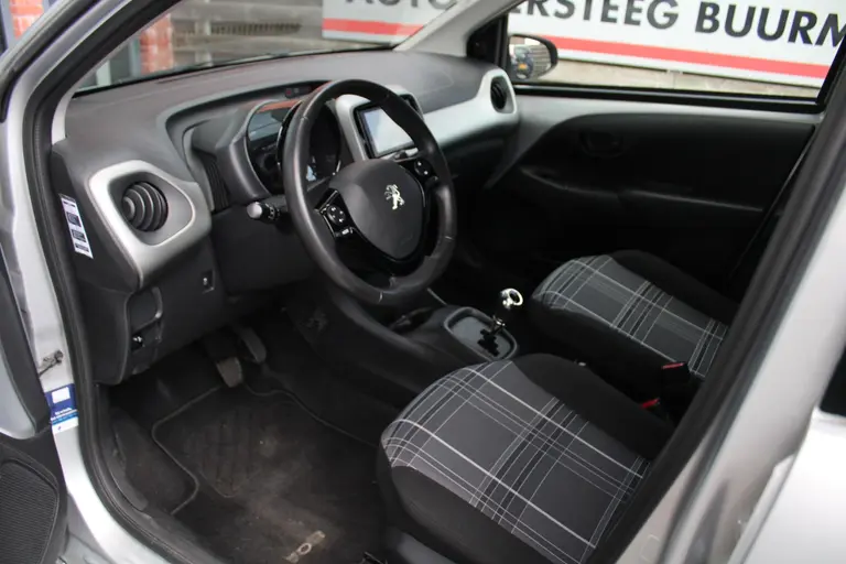 Peugeot 108 1.0 e-VTi Active Automaat Apple Carplay/Android Auto afbeelding 17