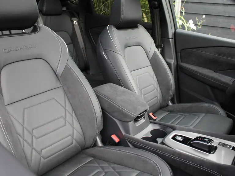 Nissan QASHQAI 1.5 e-Power N-Design 190PK Automaat Keyless entry, Keyless start, Navigatie, Stoelverwarming, Stuurverwarming, Panoramadak afbeelding 18