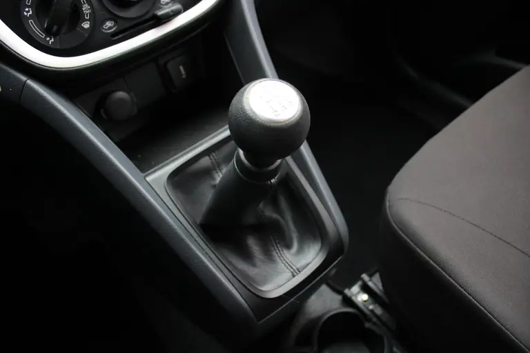 Suzuki Celerio 1.0 Comfort Volledig Rijklaar! Cruise Control, Elektrische Ramen, Airco, Radio afbeelding 19