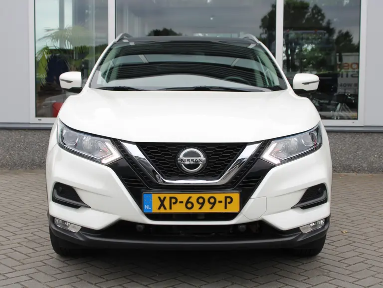 Nissan QASHQAI 1.2 N-Connecta Automaat Trekhaak, Panoramadak, Cruise en Climate Control, Achteruitrijcamera afbeelding 12