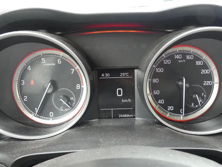 Suzuki Swift 1.2 Comfort Smart Hybrid Trekhaak, Cruise Control, Airco, LM Velgen afbeelding 15