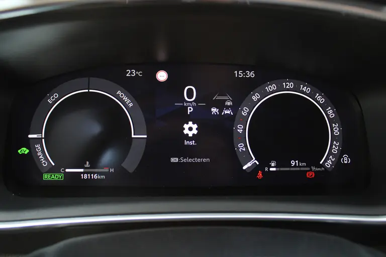 Toyota Corolla 1.8 Hybrid First Edition Automaat Achteruitrijcamera, Parkeersensoren Voor/Achter, Stoelverwarming, Cruise Control Adaptief, Climate Control afbeelding 28