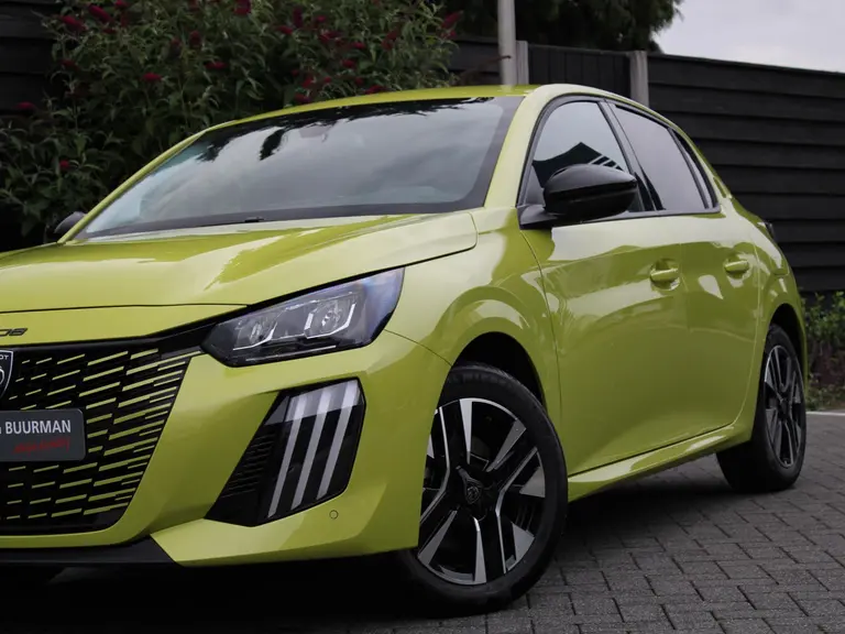 Peugeot 208 Allure Hybrid 100PK e-DCS6 Automaat Navigatie, Parkeerhulp voor & achter, Camera achter, Climate Control afbeelding 2