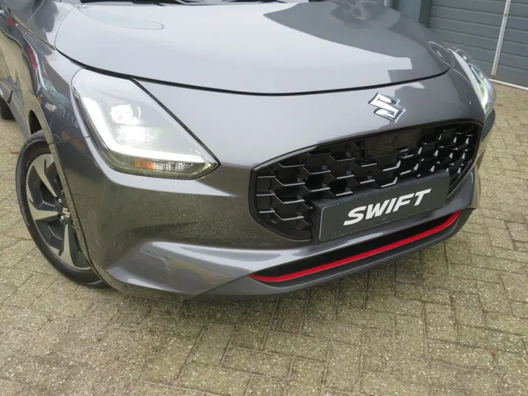 Suzuki Swift 1.2 Style Smart Hybrid, NIEUW 6 JAAR GARANTIE! Bodykit en Stootlijsten in Piano Black afbeelding 33