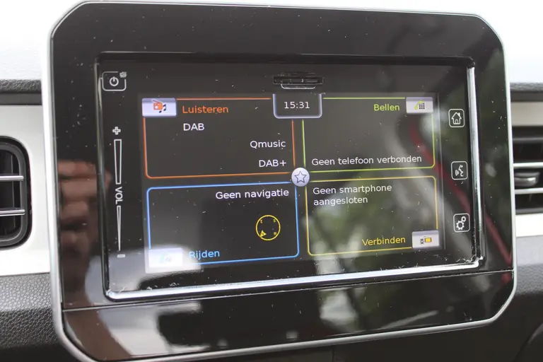 Suzuki Ignis 1.2 Smart Hybrid Style, Trekhaak, 1e Eig. Keyless, Navigatie en Dealer onderhouden! afbeelding 14