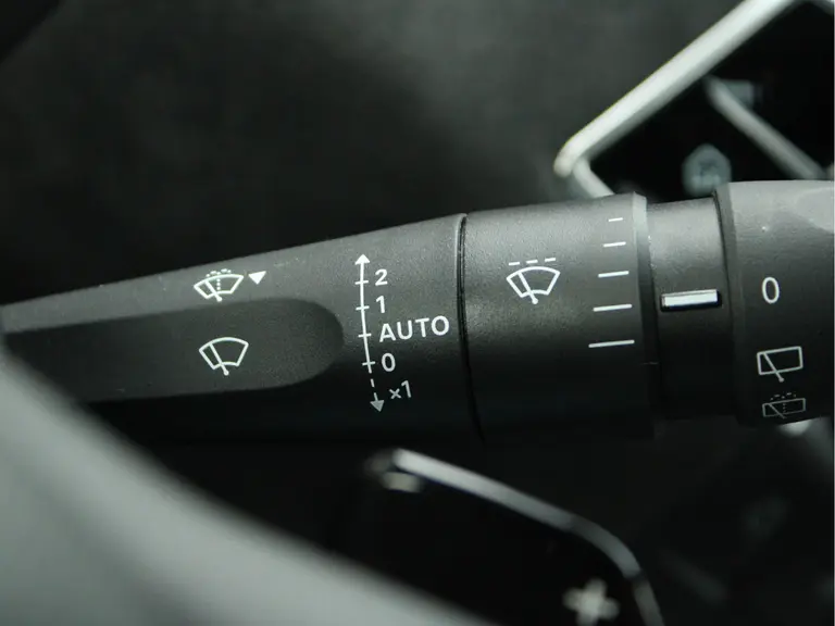 DS DS 3 1.2 PureTech Performance Line Automaat Microvezel Bekleding, Rondomzicht Camera, Cruise en Climate Control afbeelding 32