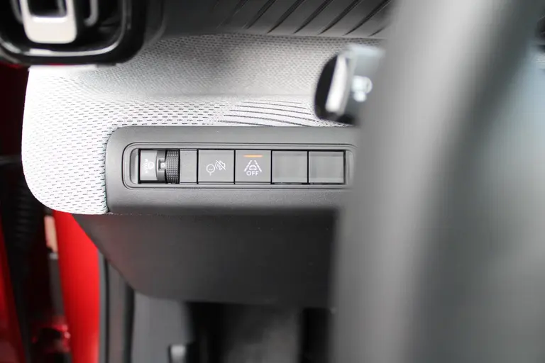Citroën ë-C3 Max 113pk 44 kWh Automaat, Navigatie, Airco, Applecarpl./Andr. Auto, draadloos laden, achteruitrijcamera afbeelding 16