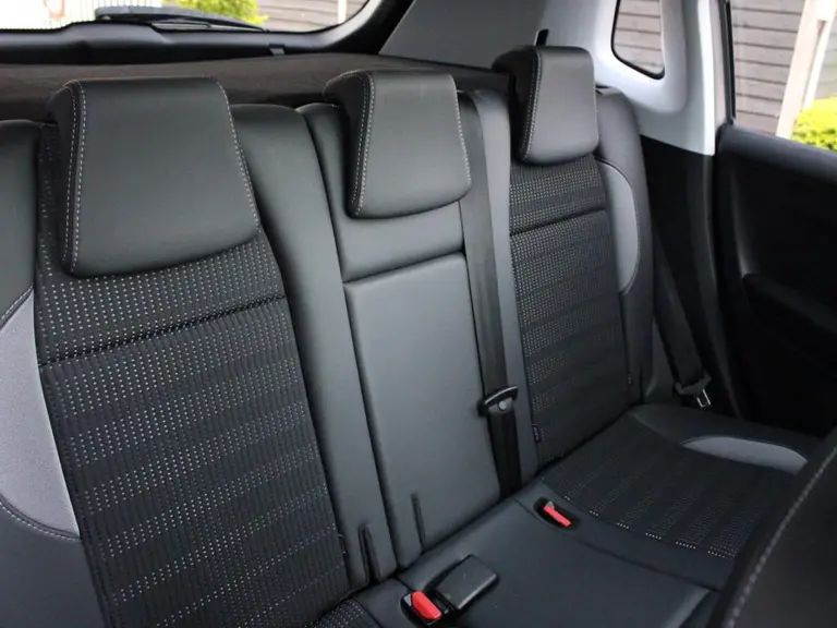 Peugeot 2008 1.2 PureTech Allure 110PK EAT6 Automaat afbeelding 13
