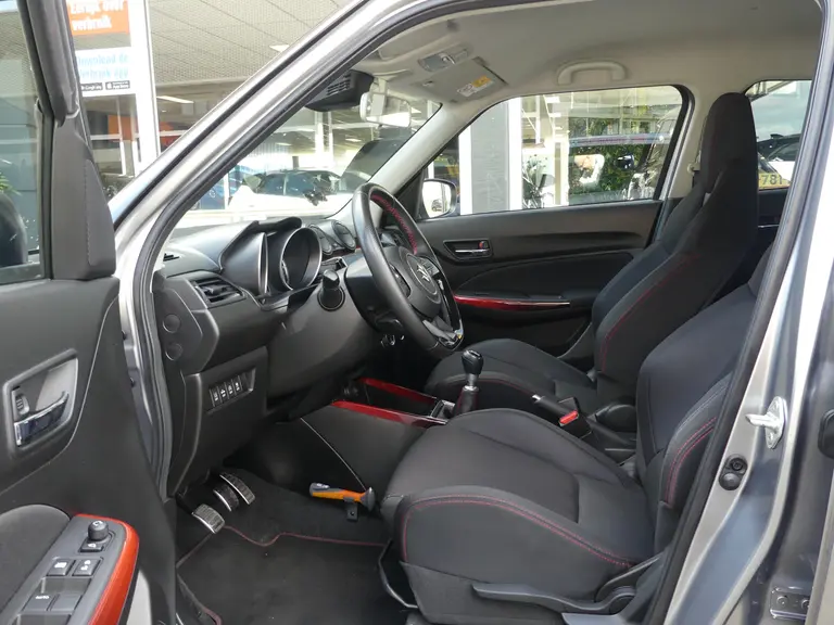 Suzuki Swift 1.4 Sport 141PK, Orig. NL Auto, Android Auto, Carplay, Achteruitrij Camera, Navigatie, Climate Control, afbeelding 9