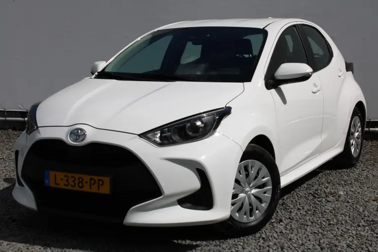 Toyota Yaris 1.0 VVT-i Active, Achteruitrijcamera, Carplay, Cruise control en Airco afbeelding 28