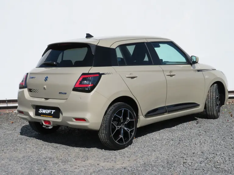 Suzuki Swift 1.2 Select Smart Hybrid, SPECIALE JUBILEUM EDITIE!! 17 inch velgen, Striping pakket en Shark Fin Antenne afbeelding 4