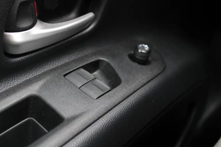Toyota Aygo X 1.0 VVT-i S-CVT Pulse Automaat Achteruitrijcamera, Parkeersensoren Voor en Achter, Cruise Control Adaptief, Stoelverwarming afbeelding 33
