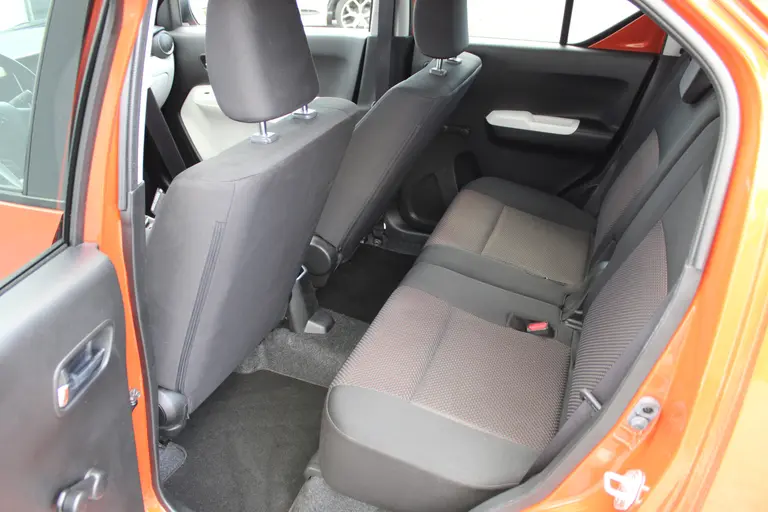 Suzuki Ignis 1.2 Select, met Dakspoiler en Dealer Onderhouden! Achteruitrijcamera en hoge instap! afbeelding 9