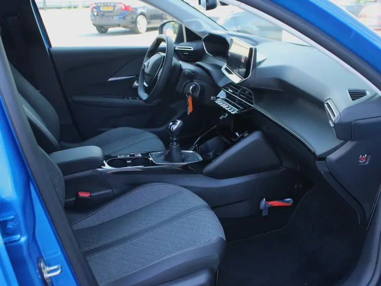 Peugeot 208 Allure 1.2 PureTech 100PK Navigatie, Camera achter, Apple Carplay/Android auto afbeelding 35
