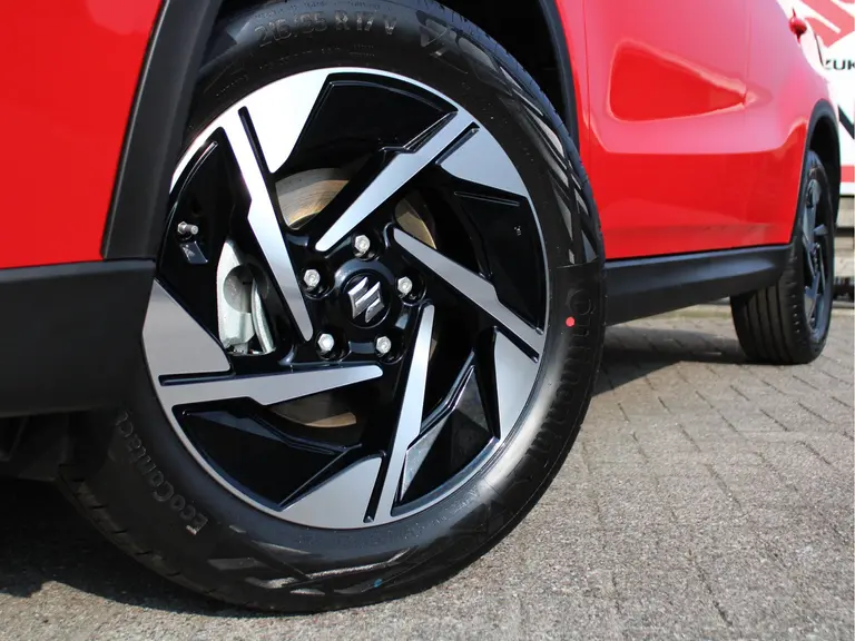 Suzuki Vitara 1.5 Hybrid Style 115PK Automaat Panoramadak, Navigatie, Parkeersensoren V en A, Stoelverwarming, Achteruitrijcamera afbeelding 3