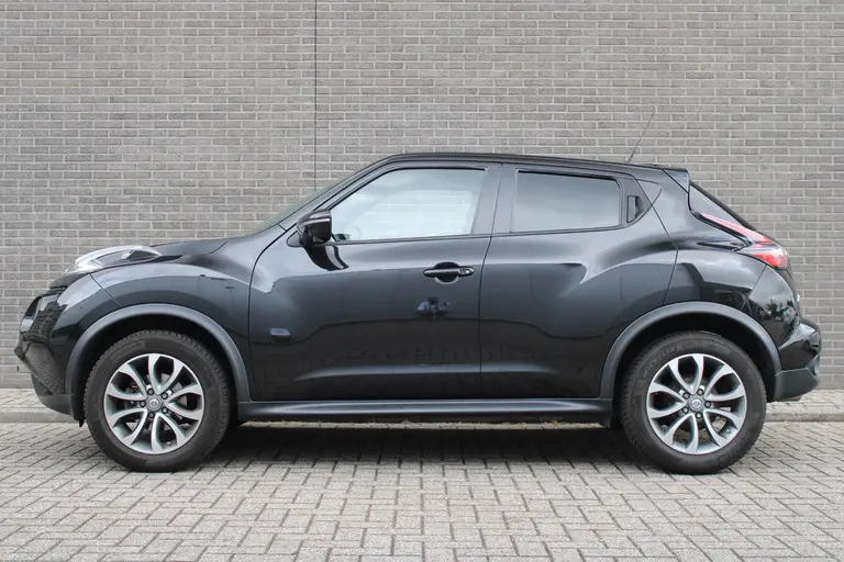 Nissan Juke 1.6 Tekna Automaat, Cruise/Climate control, Navigatie, Glazen schuif/kanteldak, 17" LM velgen, Lederen interieur, afbeelding 2
