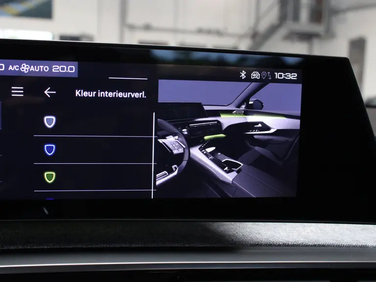 Peugeot 3008 GT 1.2 Hybrid 136PK e-DCS6 Automaat Navigatie, Rondomzichtcamera, Stoel & Stuurverwarming, Elektrische Achterklep, Alcantara afbeelding 40