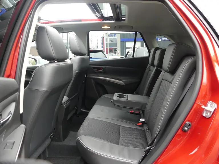 Suzuki S-Cross 1.4 Boosterjet Style Smart Hybrid 6 jaar fabrieksgarantie! Uit voorraad leverbaar! afbeelding 24