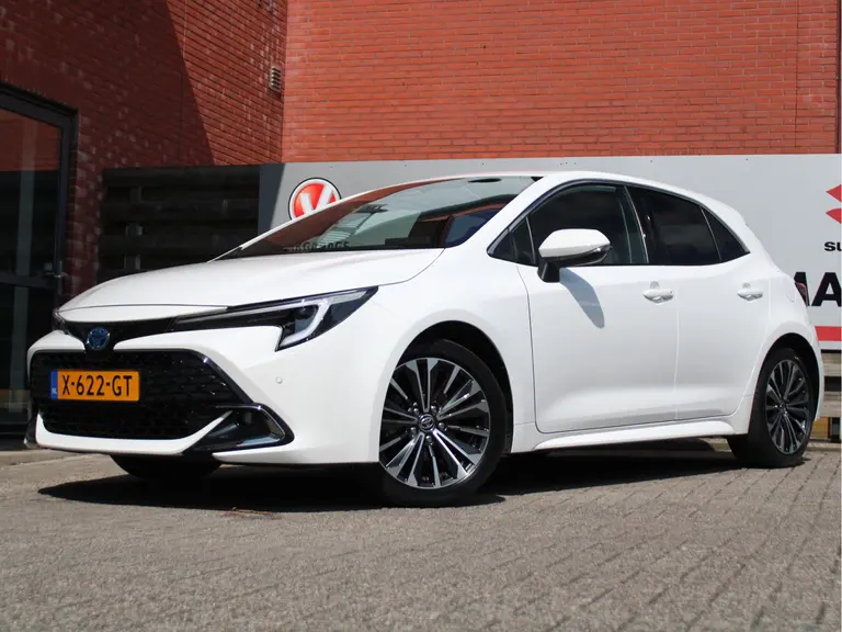 Toyota Corolla 1.8 Hybrid First Edition Automaat Achteruitrijcamera, Parkeersensoren Voor/Achter, Stoelverwarming, Cruise Control Adaptief, Climate Control afbeelding 11