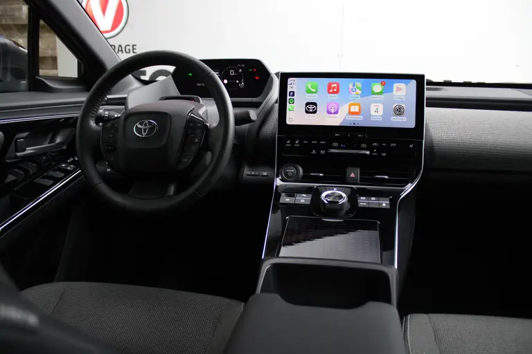 Toyota Bz4x Dynamic 71 kWh Automaat 3-fase Stuurverwarming, Elektrische bestuurdersstoel, Navigatie, Rondomzicht camera afbeelding 26