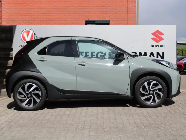Toyota Aygo X 1.0 VVT-i S-CVT Pulse Automaat Achteruitrijcamera, Cruise Control Adaptief, Airco, Stoelverwarming voor afbeelding 15