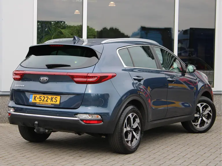 Kia Sportage 1.6 GDI DynamicLine Trekhaak, Cruise en Climate Control, Carplay/Android Auto, Achteruitrijcamera afbeelding 3