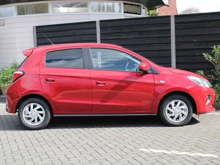 Mitsubishi Space Star 1.2 Dynamic 72PK 5DRS CVT Automaat Cruise/Climate control, Radio/DAB, Apple Carplay/Android auto, Camera achter, Lichtmetalen velgen afbeelding 8