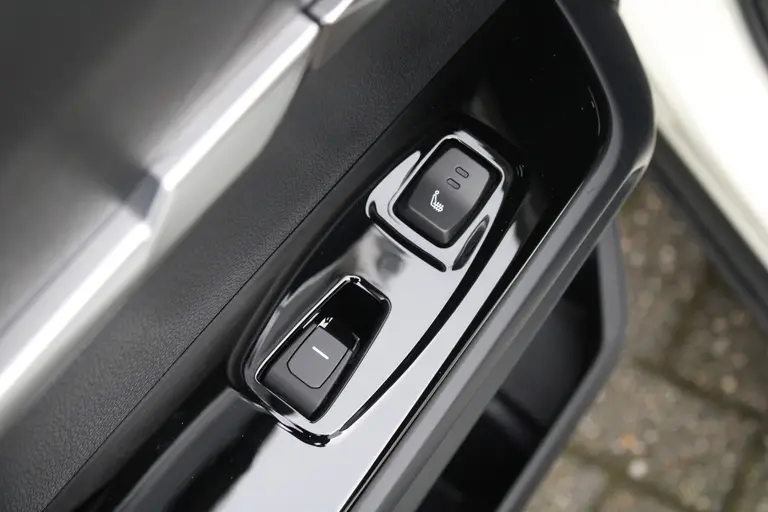 KGM Torres EVX Titanium 73.4 kWh 207pk, Grand White, 20"inch LM velgen 7 jaar garantie! afbeelding 12