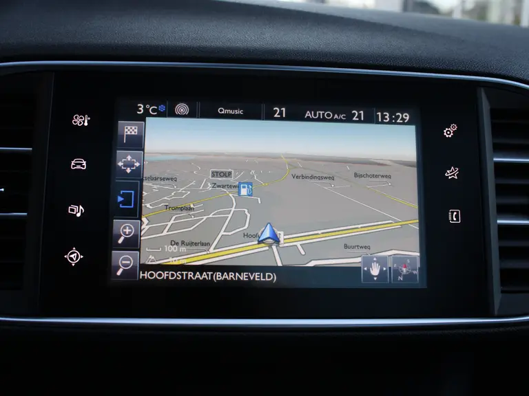 Peugeot 308 1.2 PureTech 130PK Blue Lease Premium Trekhaak, Panoramadak, Apple Carplay, Android Auto, Parkeersensoren, Led Koplampen afbeelding 26