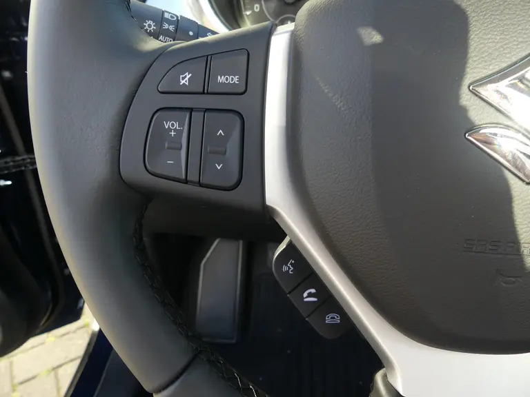 Suzuki Vitara 1.4 Boosterjet Style Smart Hybrid Panorama-dak, Trekhaak Schuif/Kanteldak, Navi, Bekleding half leder afbeelding 14