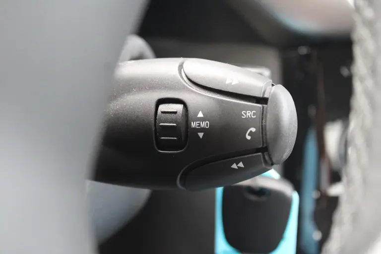 Citroën C3 1.2 PureTech Feel Edition CruiseControl, Bluetooth, Airco, All-season banden afbeelding 16