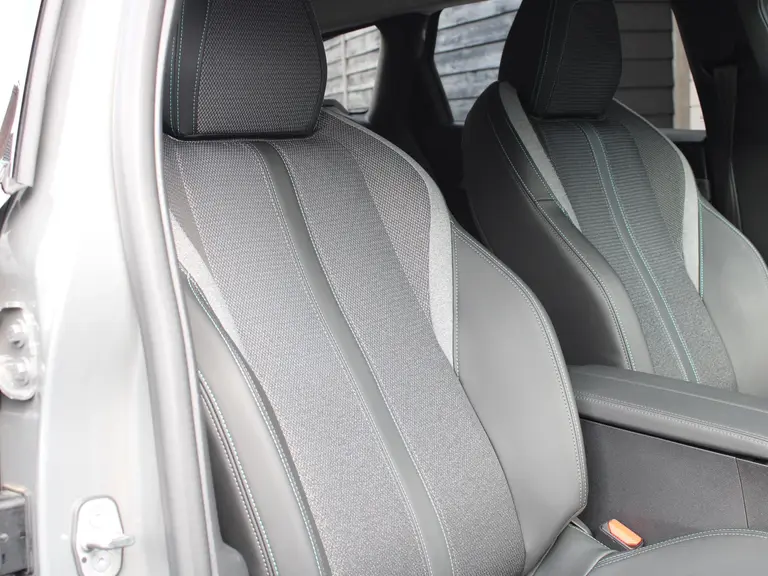 Peugeot 308 SW Allure Pack Business 1.6 HYbrid 180PK Automaat Navigatie, Camera achter, Parkeerhulp voor & achter, Keyless-Entry afbeelding 53