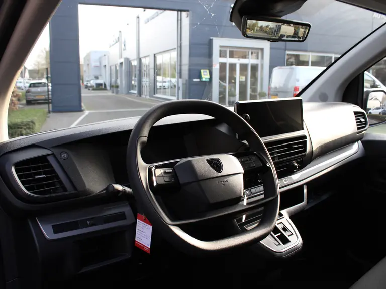 Peugeot Expert 2.0 BlueHDi 145PK EAT8 Automaat L2 Navigatie, Full-LED, Trekhaak Afneembaar, Lichtmetalen velgen, Camera achter + binnenspiegel, Betimmering laadruimte afbeelding 32