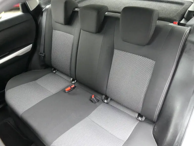 Suzuki Vitara 1.6 Exclusive All Season banden, Dealer O.H., Cruise control afbeelding 27
